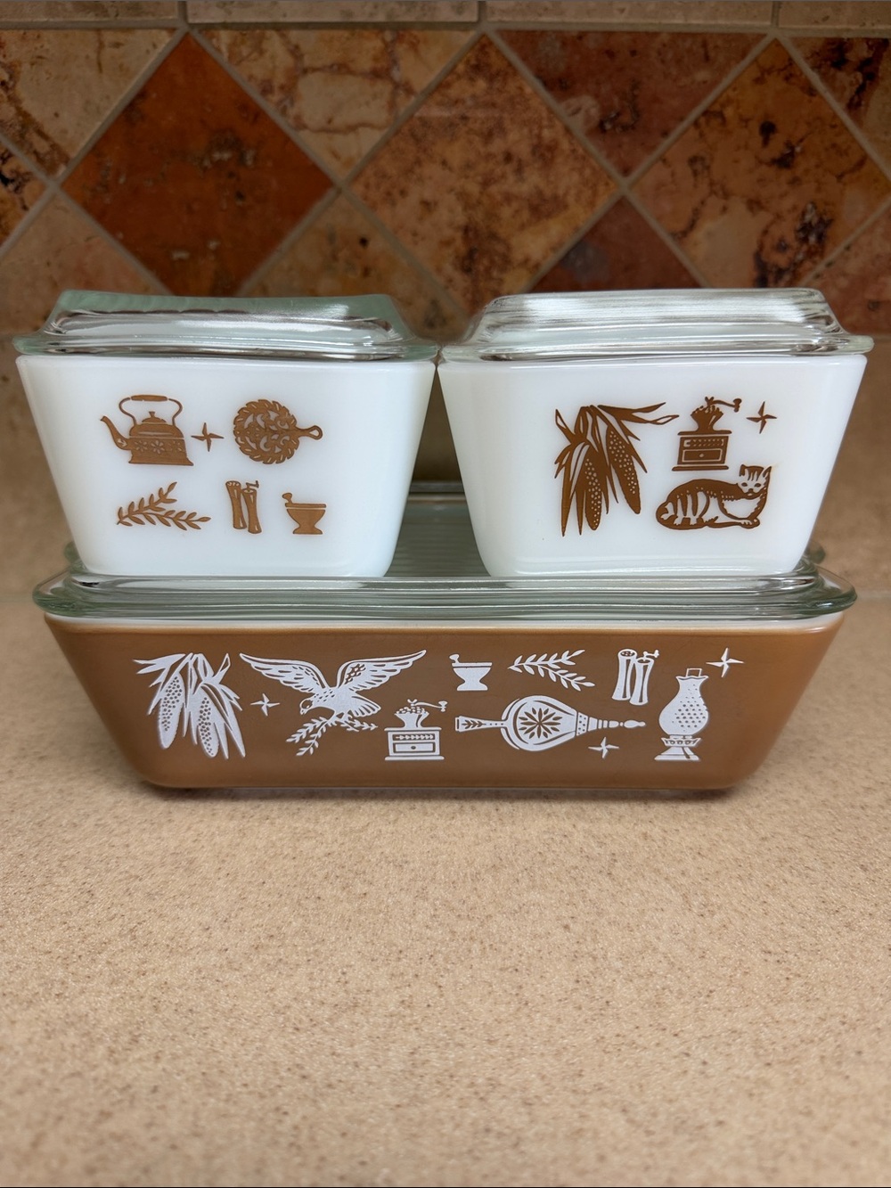 Pyrex Early American Fridge Set Fridgies